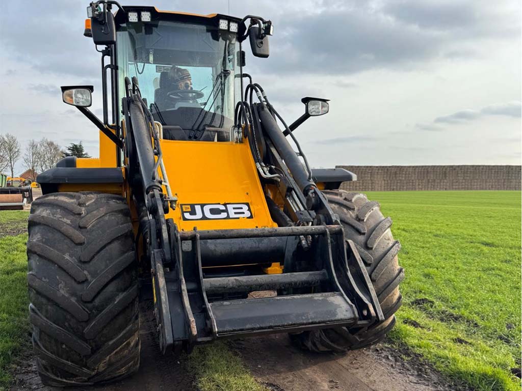 JCB 435S loading shovel